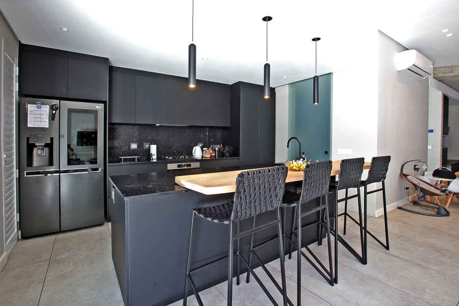 To Let 4 Bedroom Property for Rent in Fresnaye Western Cape